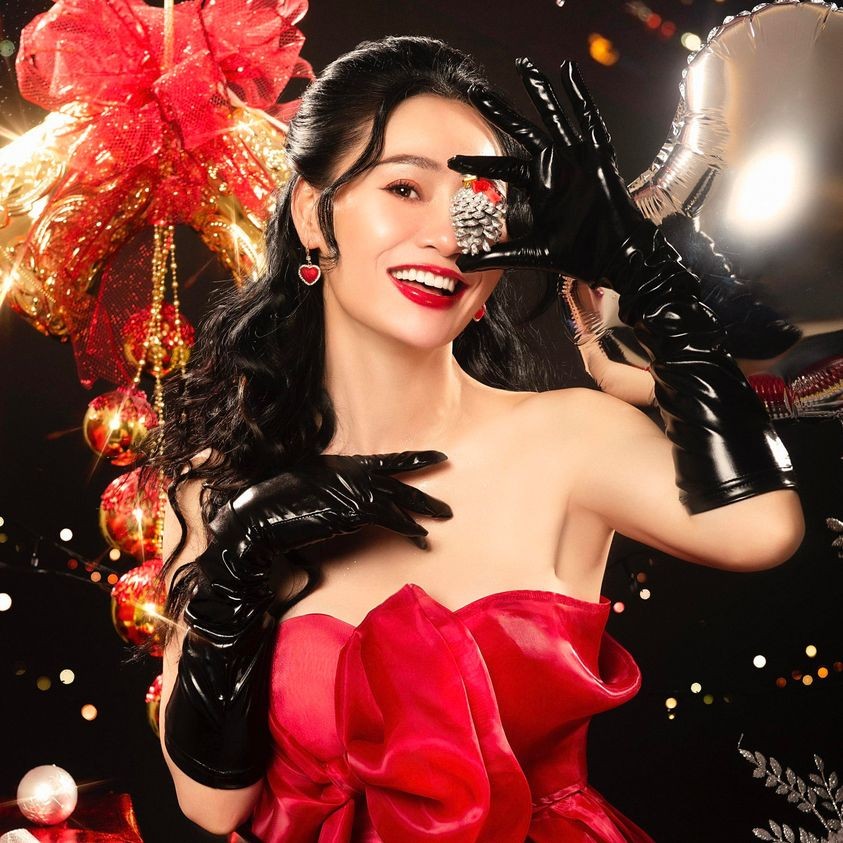 Nhan sắc trẻ trung của diễn viên Quách Thu Phương