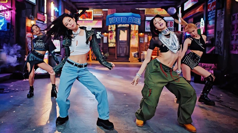 Shut Down của Blackpink gặp sóng gió