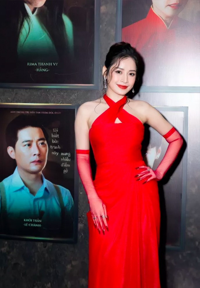 Chi Pu, Anh Thư... Chi Pu, Anh Thư...