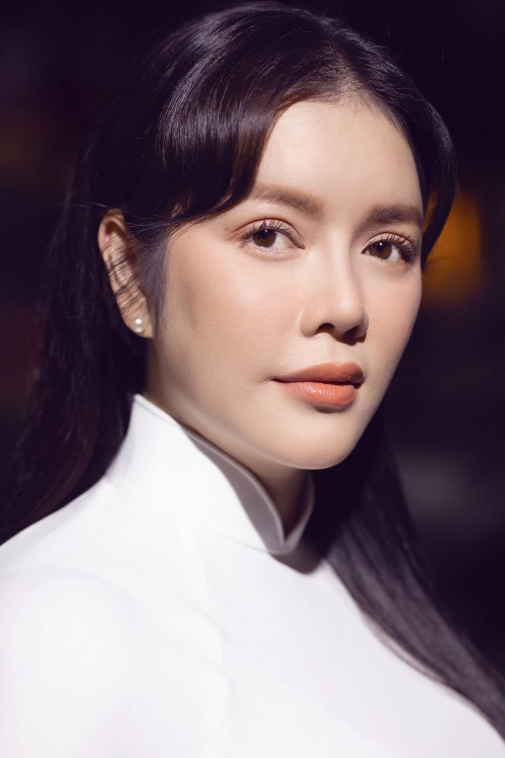 ly nha ky toa sang trong ta ao dai trang