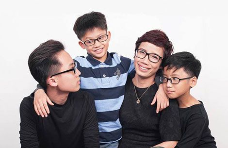 Nhà báo Trần Mai Anh nha bao tran mai anh