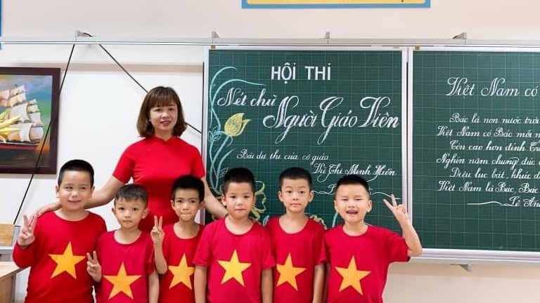 Từ tháng 10, nâng chuẩn đầu ra về ngoại ngữ với Thạc sĩ, thực hiện chính sách học phí