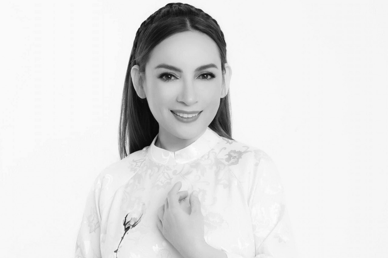 Hoãn lễ tưởng niệm ca sĩ Phi Nhung vì dịch Covid-19 Hoãn lễ tưởng niệm ca sĩ Phi Nhung vì dịch Covid-19