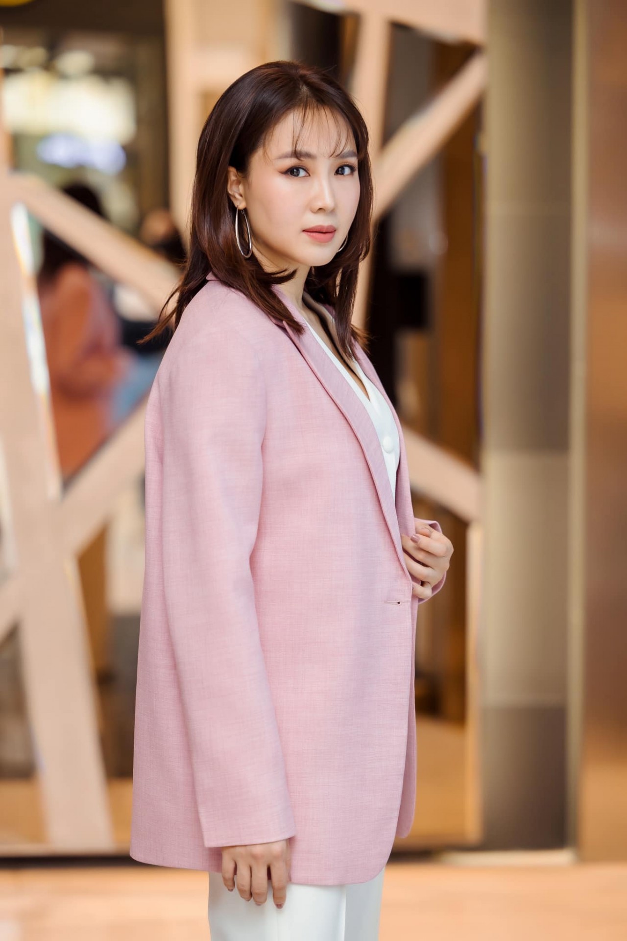 Thu Quỳnh đăng ảnh tình tứ với bạn diễn Thu Quỳnh đăng ảnh tình tứ với bạn diễn