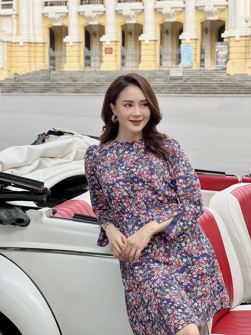 Hồng Diễm xinh đẹp, dịu dàng.