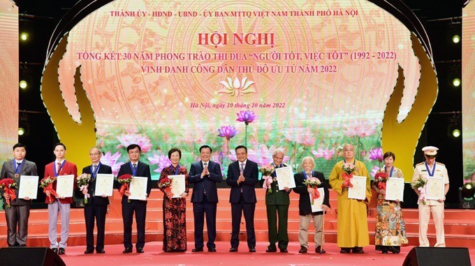 Vinh danh 10 Công dân Thủ đô ưu tú năm 2022