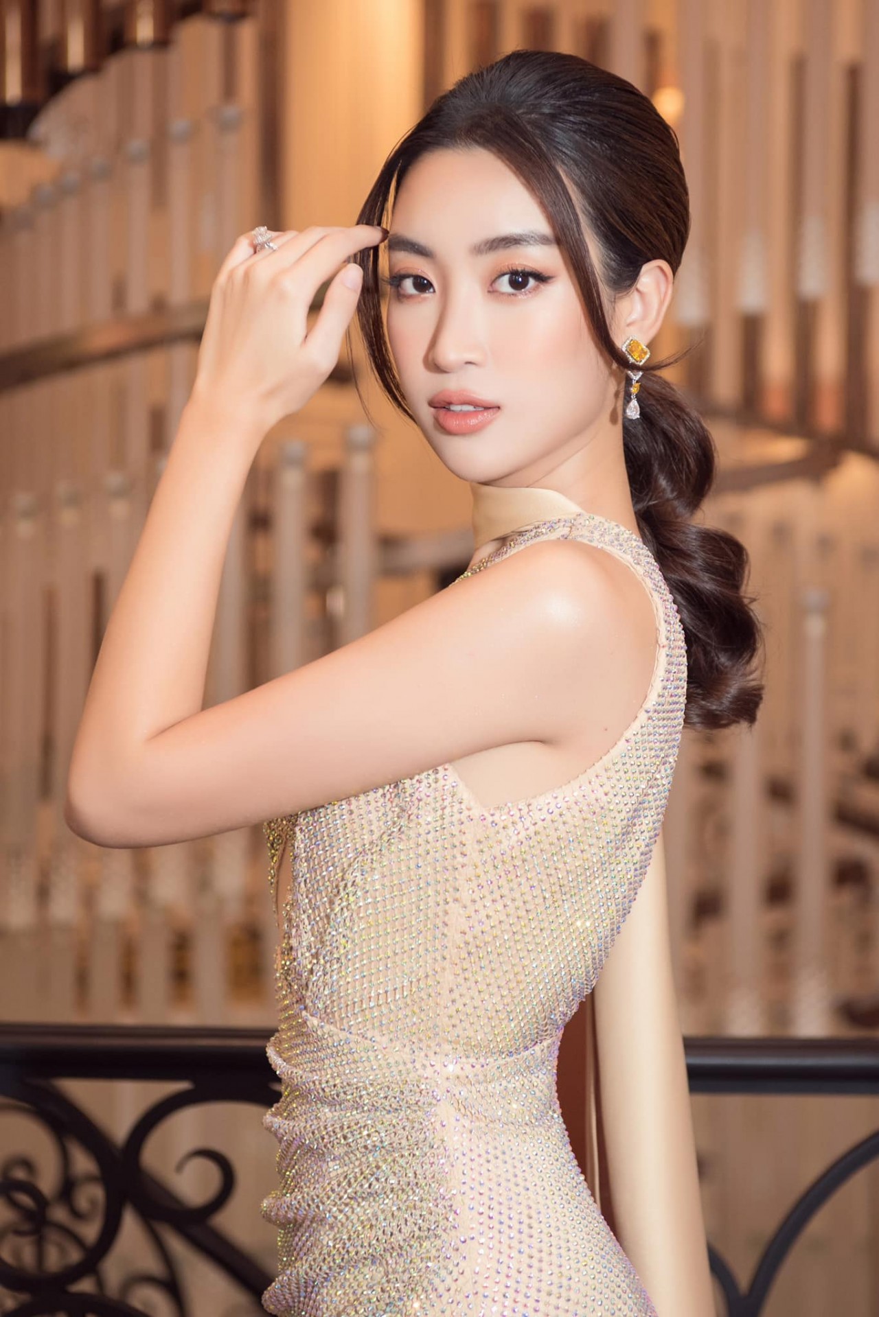 Ngắm nhan sắc Hoa hậu Đỗ Mỹ Linh