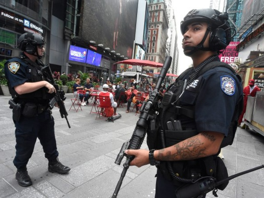 Nhà Trắng lo ngại nguy cơ tấn công khủng bố trong ngày bầu cử