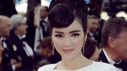 Lý Nhã Kỳ lần đầu hé lộ bí mật với cha và câu chuyện 'đang đi dạo được mời vào đóng phim'