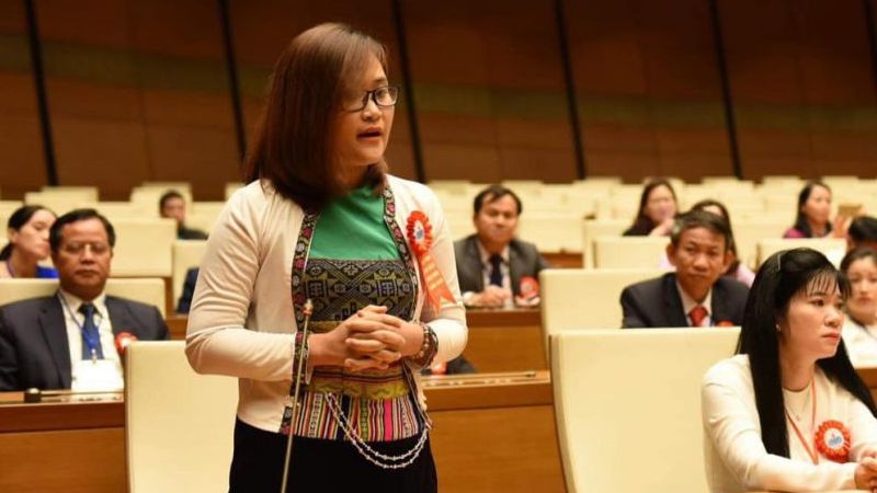 Cô giáo Mường ‘từ vườn chuối tôi nhìn ra thế giới’ nhận Bằng khen của Thủ tướng