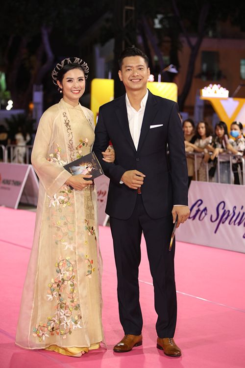 Dàn sao 'đổ bộ' thảm đỏ Hoa hậu Việt  Nam 2020