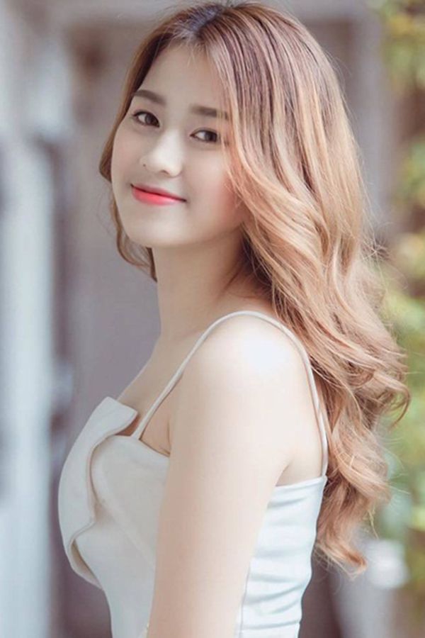 Hoa hậu Đỗ Thị Hà trải lòng trước những thông tin tiêu cực trên mạng xã hội