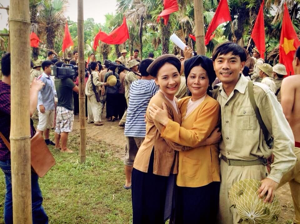 Sao Việt tuần qua: 'Thần tiên tỷ tỷ' Đặng Thu Thảo tái xuất lộng lẫy, Đỗ Thị Hà đăng quang Hoa hậu Việt Nam 2020, Tiểu Vy bật khóc trên sân khấu Sao Việt tuần qua: 'Thần tiên tỷ tỷ' Đặng Thu Thảo tái xuất lộng lẫy, Đỗ Thị Hà đăng quang Hoa hậu Việt Nam 2020, Tiểu Vy bật khóc trên sân khấu