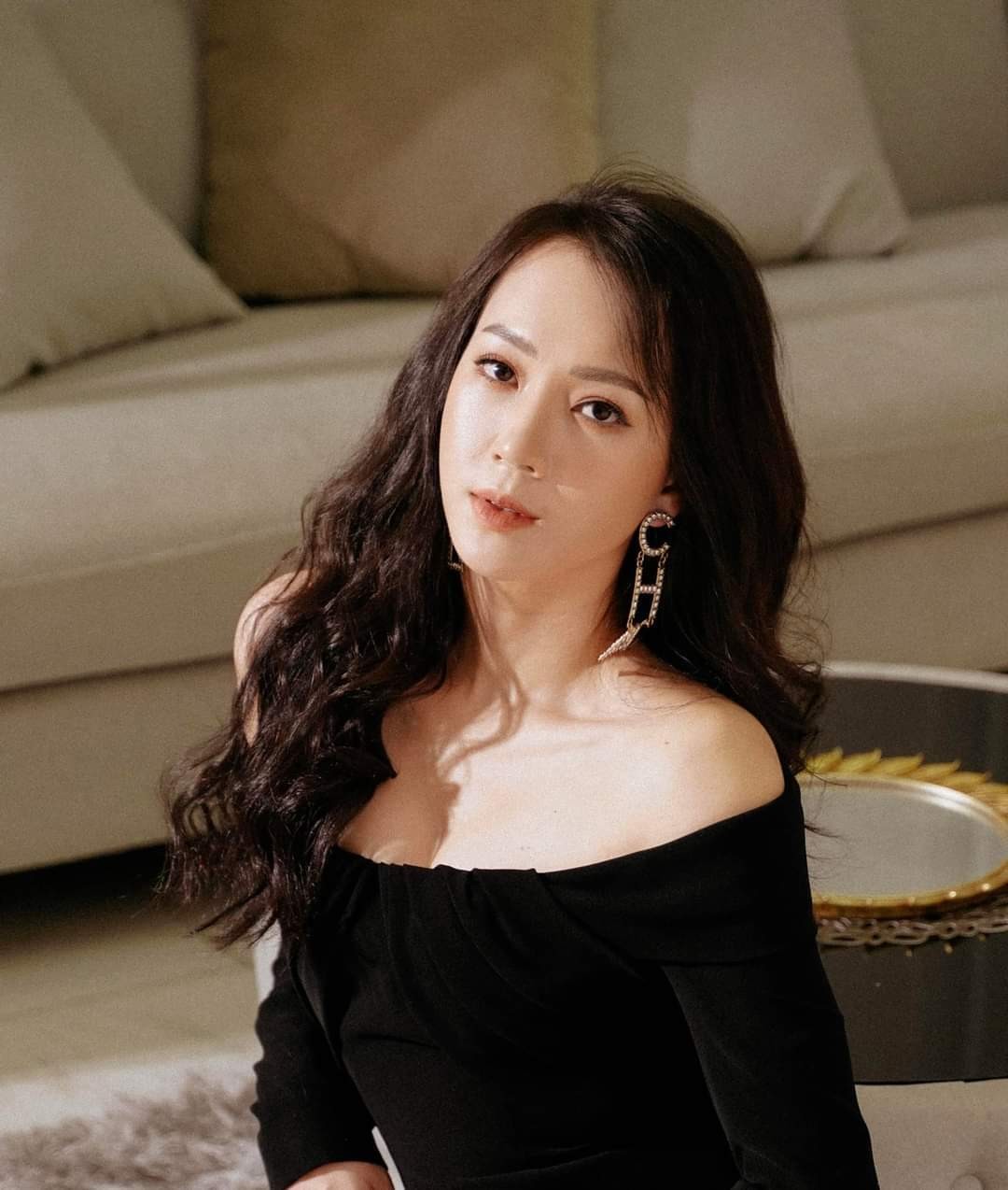 Quỳnh Kool gợi cảm mộng mơ, Bảo Thanh trẻ trung bất ngờ