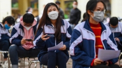 Hà Nội: Ngày đầu tiêm vaccine Covid-19 cho học sinh từ 12-17 tuổi