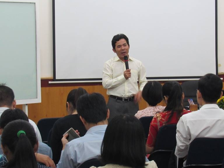 Con người tự chủ là ai?