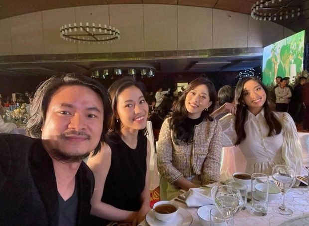 Dàn Hoa hậu, Á hậu đọ sắc tại đám cưới Tường San