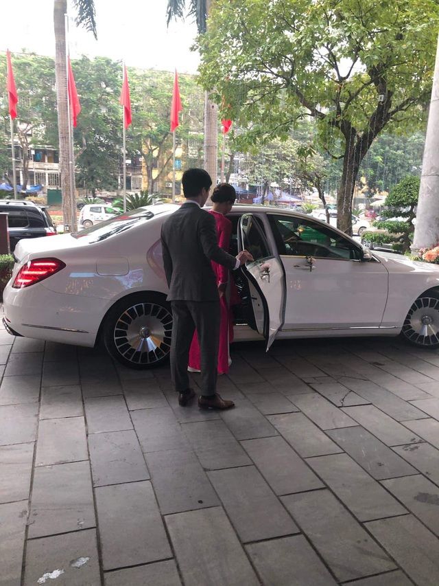 Đám cưới Công Phượng tại quê nhà