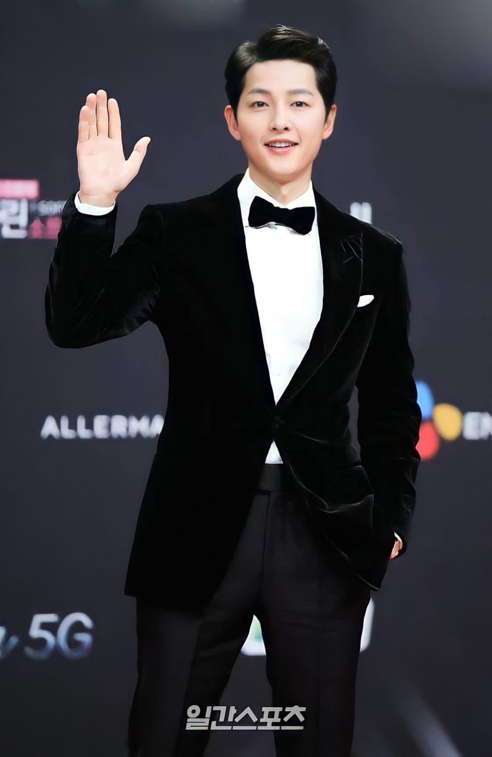 Song Joong Ki..