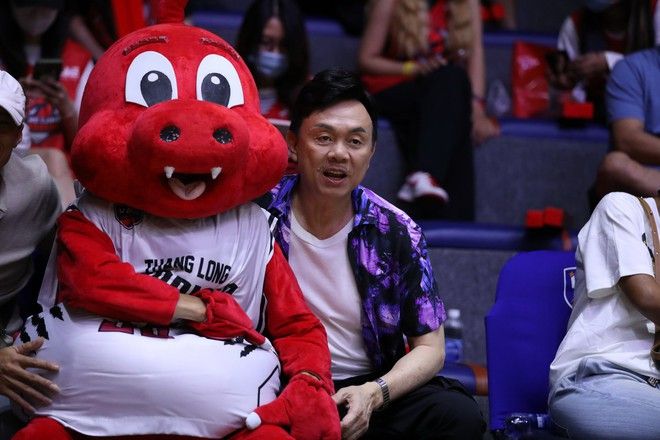 Những hình ảnh cuối cùng của danh hài Chí Tài trước khi qua đời