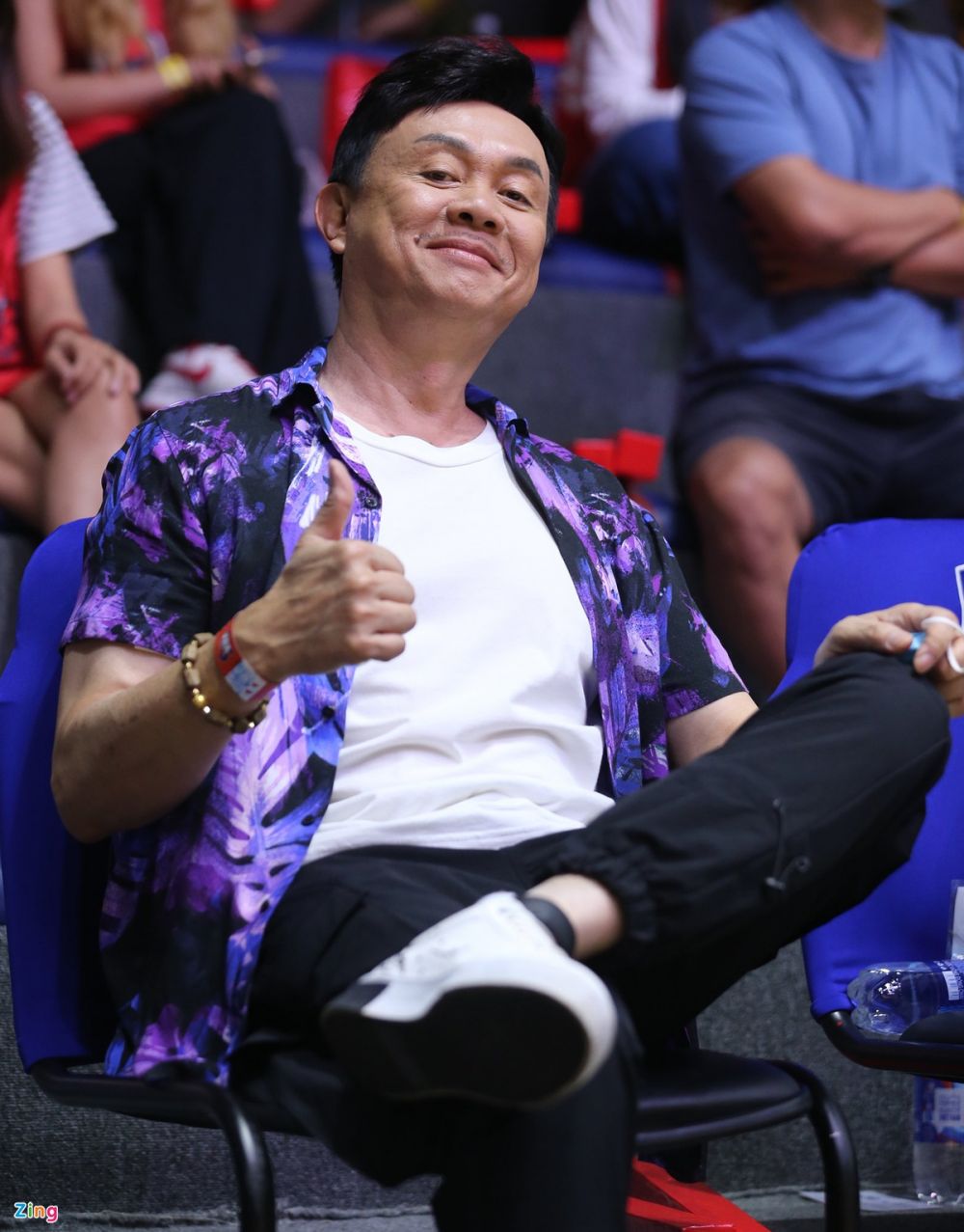 Hình ảnh cuối cùng của danh hài Chí Tài: Hào hứng cổ vũ cho câu lạc bộ yêu thích