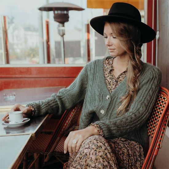 Từ cô học trò nhút nhát trở thành tân hoa hậu Pháp