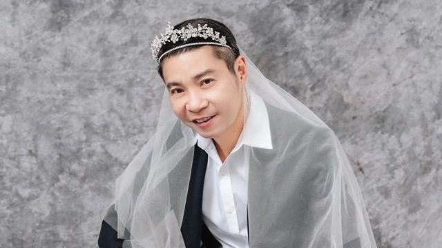 Bộ ảnh cưới độc, lạ của 'cô Đẩu' Công Lý