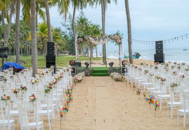 Lễ cưới lãng mạn của Quý Bình ở Phú Quốc