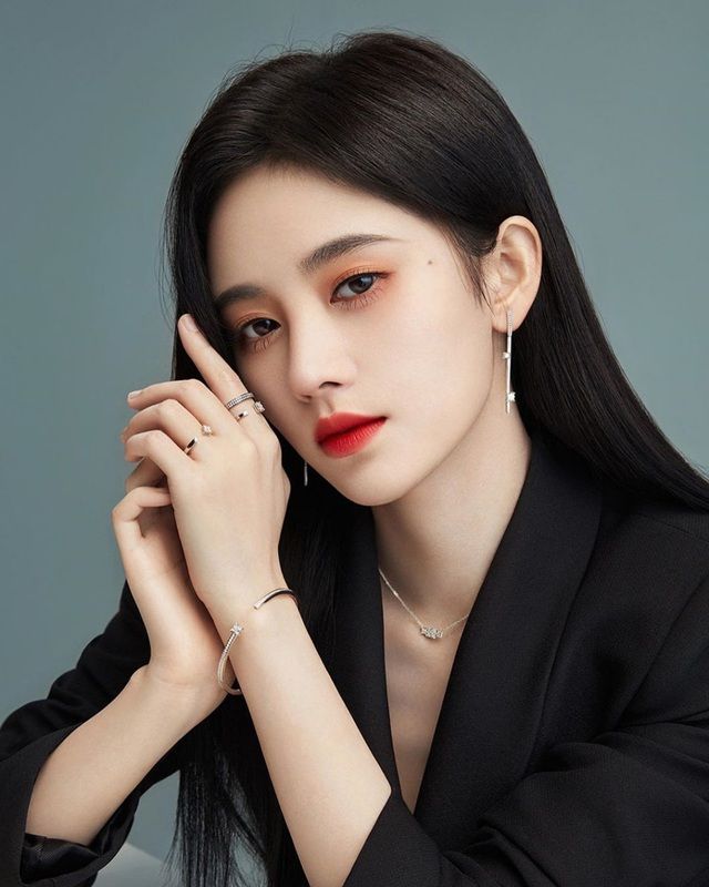 Điểm danh những mỹ nhân lọt top 100 gương mặt đẹp nhất thế giới