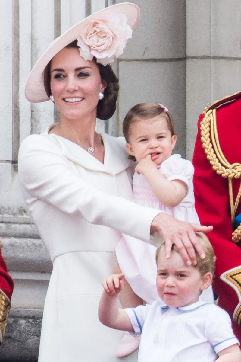 Cách công nương Kate nuôi dạy những đứa trẻ hoàng gia Anh