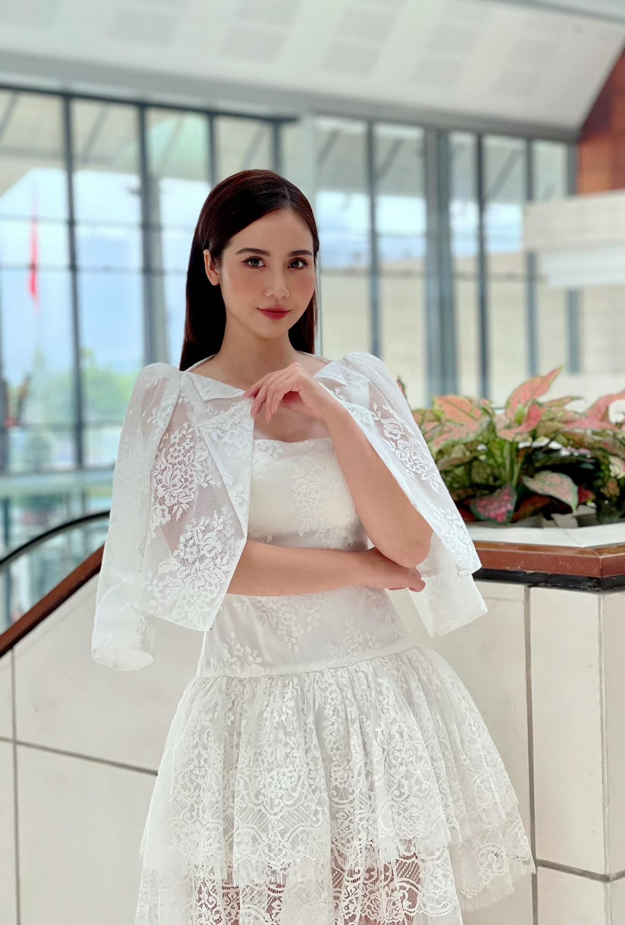 Sắc vóc của nữ chính phim Thương ngày nắng về