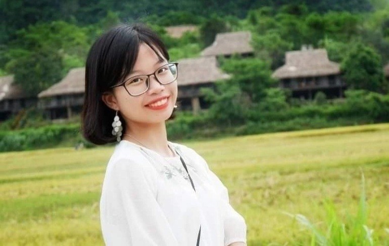 Thành tích 'siêu khủng' của nữ sinh Trường Đại học Kinh tế quốc dân được đặc cách học tiến sĩ Thành tích 'siêu khủng' của nữ sinh Trường Đại học Kinh tế quốc dân được đặc cách học tiến sĩ