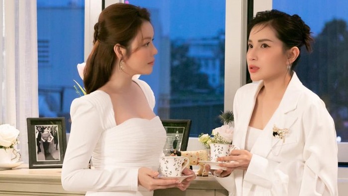 Sao Việt tuần qua: Lý Nhã Kỳ hé lộ quá khứ nghèo khó, Trang - Duy phim Thương ngày nắng về tình tứ bên nhau