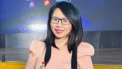 Giảng viên trẻ đoạt giải thưởng Quả cầu vàng 2021: 'Dám thử sai' để thử thách bản thân