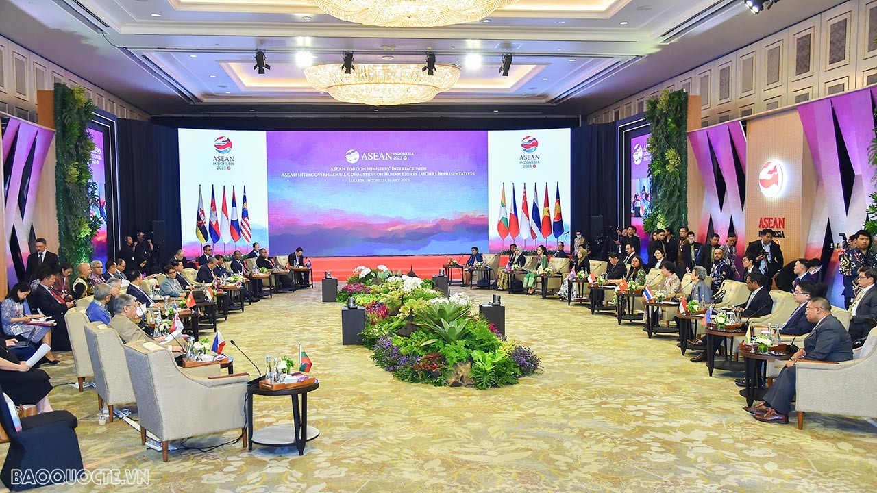 Bộ trưởng Ngoại giao Bùi Thanh Sơn dự phiên đối thoại với Ủy ban liên Chính phủ ASEAN về Nhân quyền