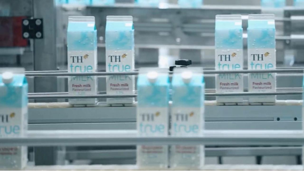 Toàn cảnh dây chuyền sản xuất tại nhà máy sữa tươi sạch TH ở Kaluga