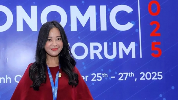 Phó Chủ tịch Quan hệ đối tác toàn cầu của tập đoàn Living Lab Ventures (Indonesia) trả lời phỏng vấn Diễn đàn Kinh tế mùa Thu năm 2025